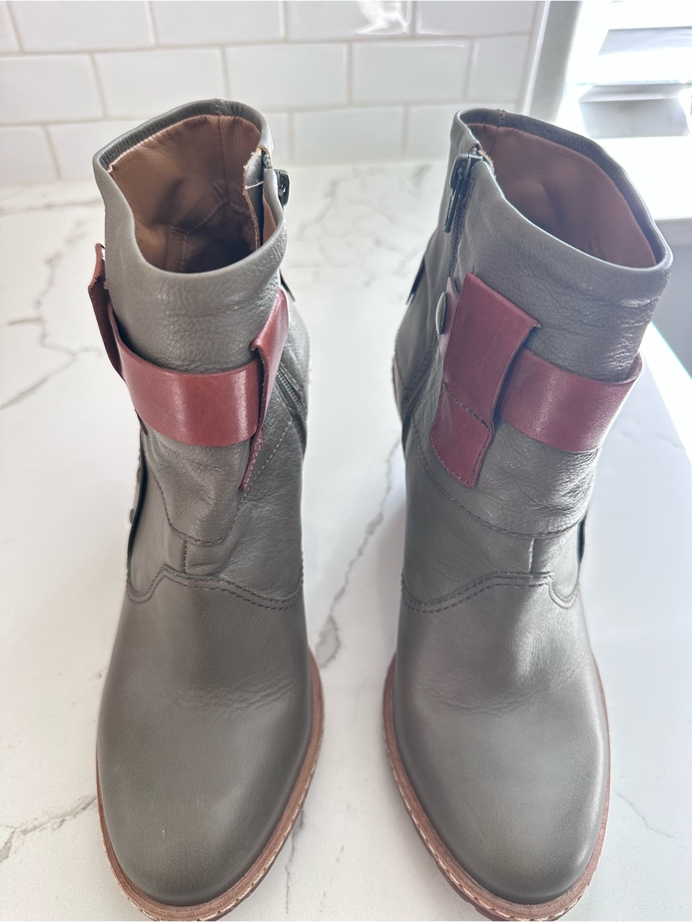 Anthropologie Lucky Penny Two-Tone Leather Ankle Booties Size 8B